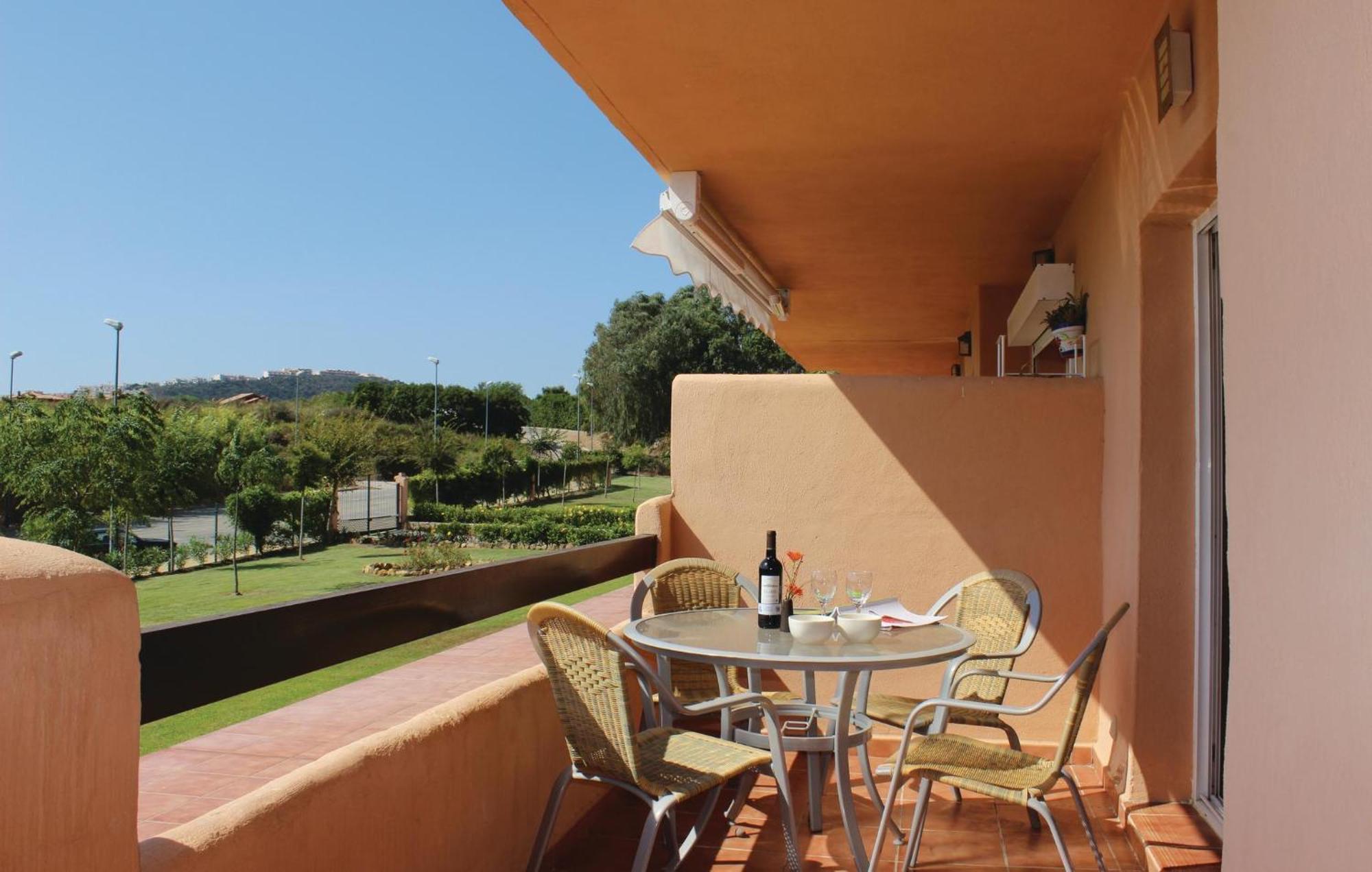 Casares Del Sol Apartment Exterior photo
